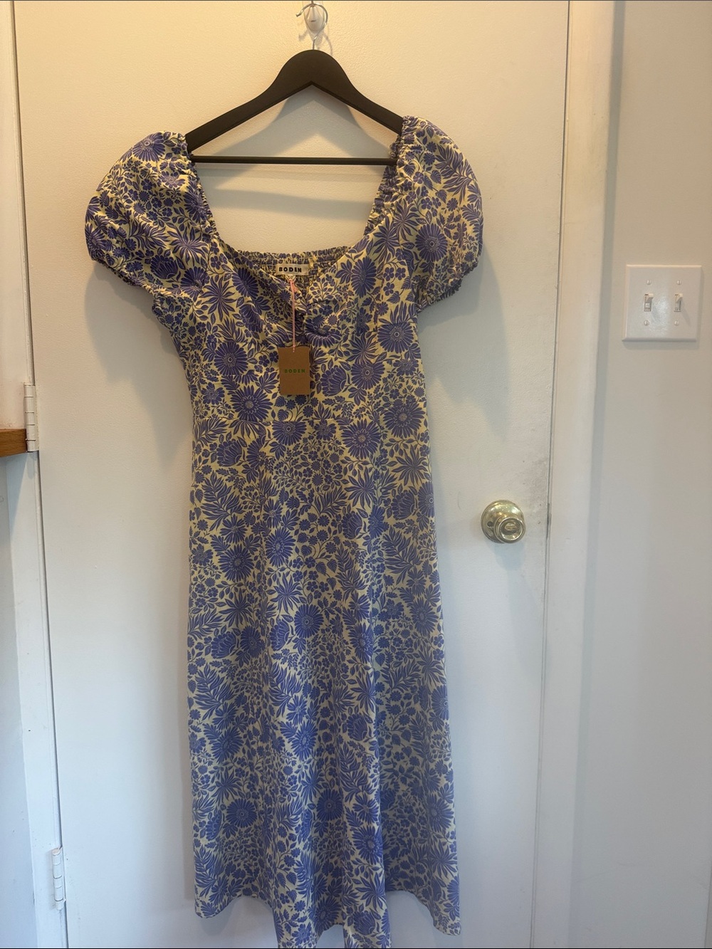 Boden Purple Floral Puff-Sleeve Midi Dress